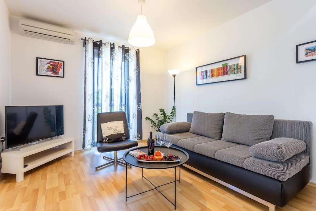 Apartments Punta פרמנטורה מראה חיצוני תמונה