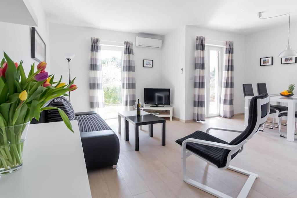 Apartments Punta פרמנטורה מראה חיצוני תמונה